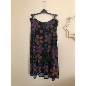 LulaRoe Azure skirt size L new with tags